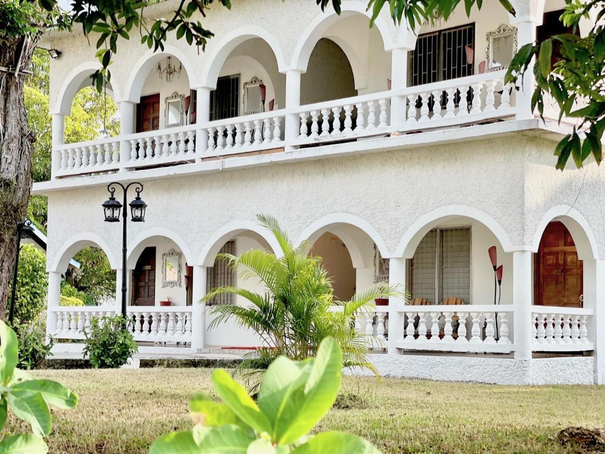 Summerset Residence Negril Exterior photo