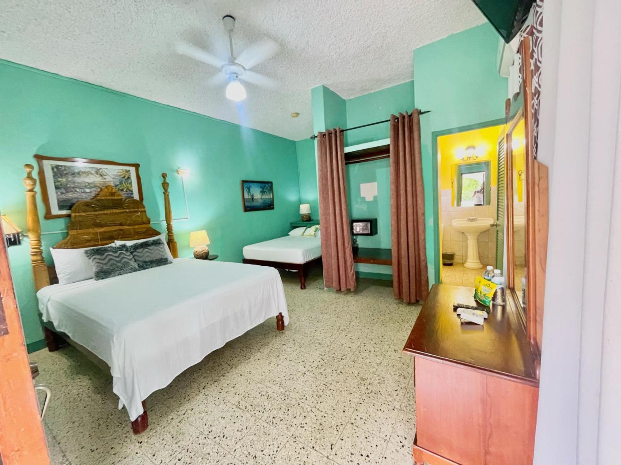 Summerset Residence Negril Exterior photo